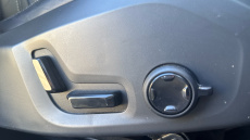 Volvo XC60 2.0 T8 [455] RC PHEV Ultimate Dark 5dr AWD Gtron Estate